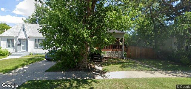 Larawan ng 243 Woodlawn Street sa Winnipeg, Manitoba