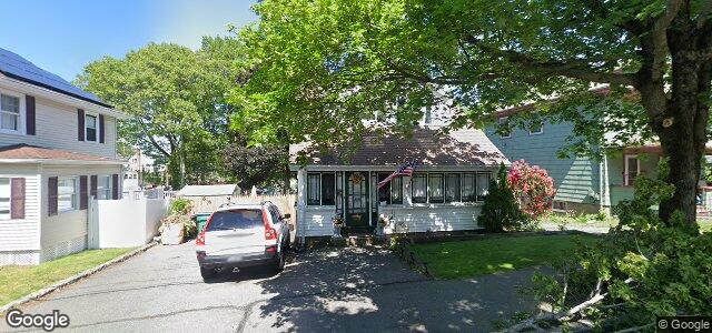 Larawan ng 247 Linwood Street sa Winnipeg, Manitoba