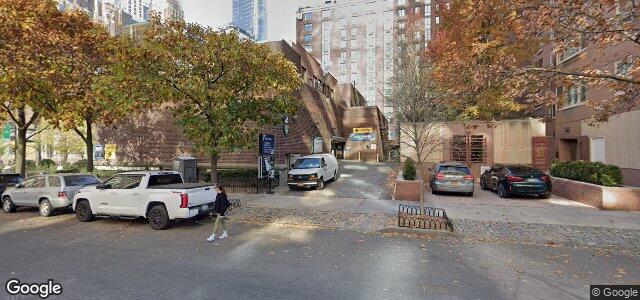 Larawan ng 250 Albany Street sa Winnipeg, Manitoba