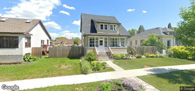 Larawan ng 271 Woodlawn Street sa Winnipeg, Manitoba