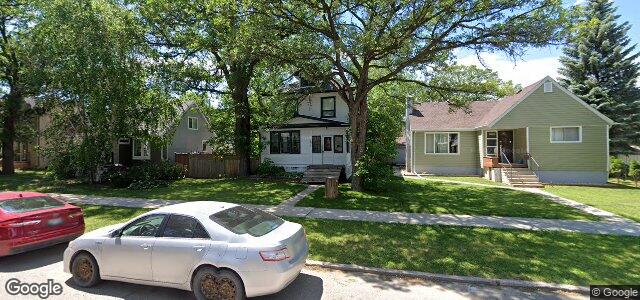 Larawan ng 294 Woodlawn Street sa Winnipeg, Manitoba