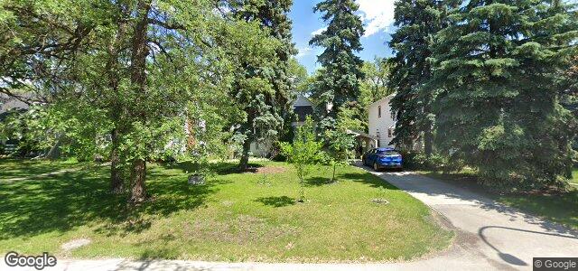 Larawan ng 301 Overdale Street sa Winnipeg, Manitoba