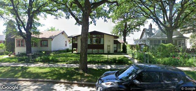Larawan ng 302 Mandeville Street sa Winnipeg, Manitoba