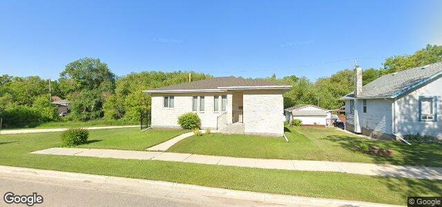 Larawan ng 302 Truro Street sa Winnipeg, Manitoba