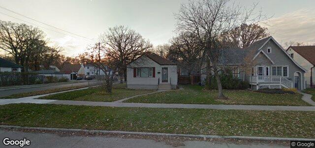 Larawan ng 318 Woodlawn Street sa Winnipeg, Manitoba