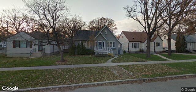 Larawan ng 322 Woodlawn Street sa Winnipeg, Manitoba
