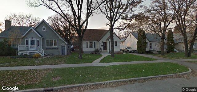 Larawan ng 326 Woodlawn Street sa Winnipeg, Manitoba