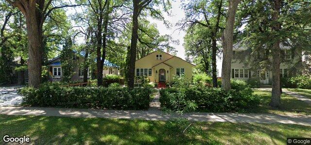 Larawan ng 330 Overdale Street sa Winnipeg, Manitoba