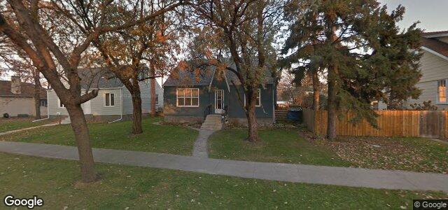 Larawan ng 345 Woodlawn Street sa Winnipeg, Manitoba