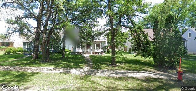 Larawan ng 353 Overdale Street sa Winnipeg, Manitoba