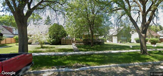 Larawan ng 360 Sharp Boulevard sa Winnipeg, Manitoba