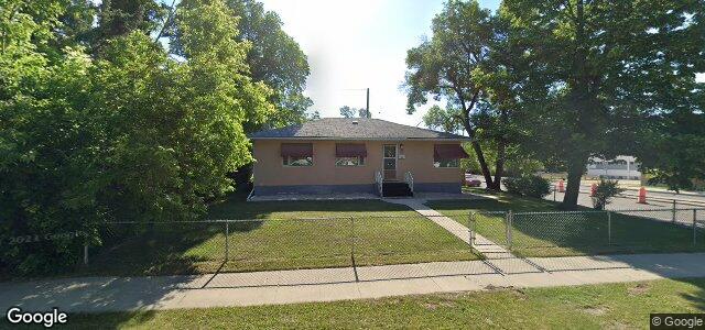 Larawan ng 371 Lyle Street sa Winnipeg, Manitoba