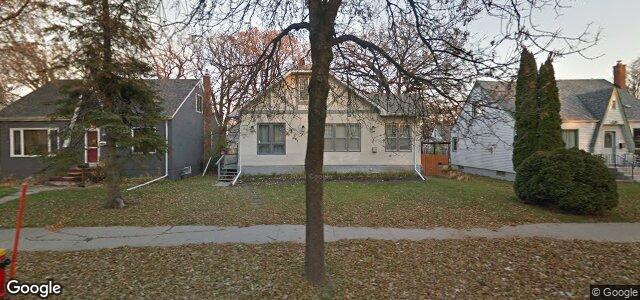 Larawan ng 371 Woodlawn Street sa Winnipeg, Manitoba