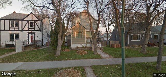 Larawan ng 377 Woodlawn Street sa Winnipeg, Manitoba