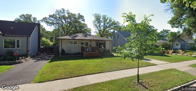 Larawan ng 423 Lyle Street sa Winnipeg, Manitoba
