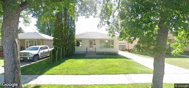 Larawan ng 451 Lyle Street sa Winnipeg, Manitoba