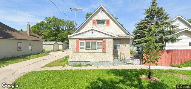 Larawan ng 108 Powers Street sa Winnipeg, Manitoba