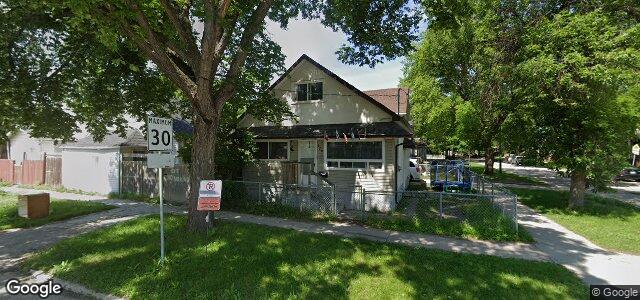 Larawan ng 120 Powers Street sa Winnipeg, Manitoba