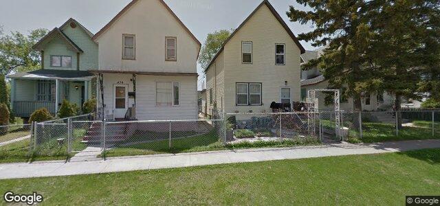 Larawan ng 438 Stella Avenue sa Winnipeg, Manitoba