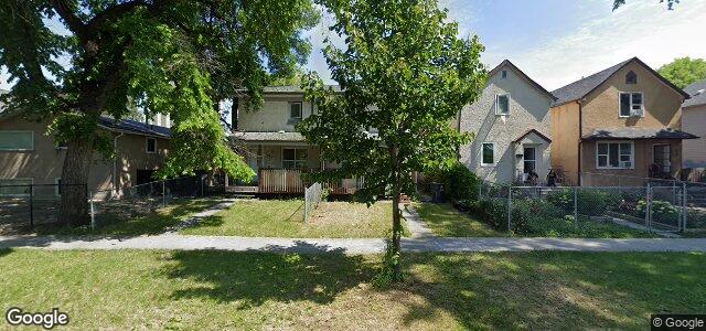 Larawan ng 443 Flora Avenue sa Winnipeg, Manitoba