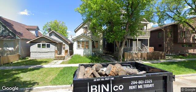 Photo of 487 Flora Avenue in Winnipeg, Manitoba