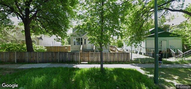 Larawan ng 496 Flora Avenue sa Winnipeg, Manitoba
