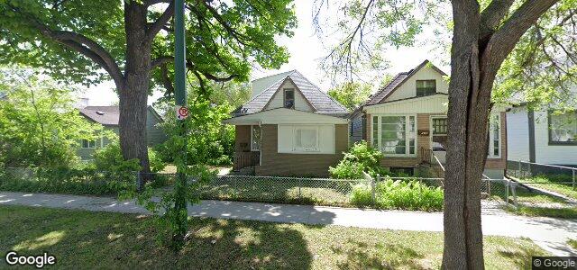 Larawan ng 512 Stella Avenue sa Winnipeg, Manitoba