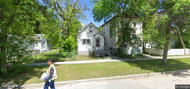 Larawan ng 519 Stella Avenue sa Winnipeg, Manitoba