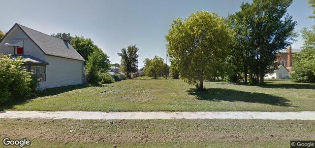 554 Flora Avenue（加拿大曼尼托巴省温尼伯市）房屋照片