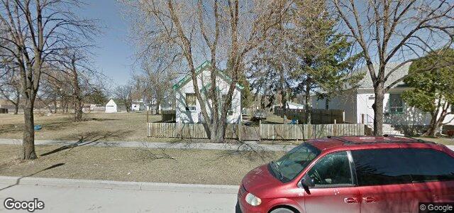 Larawan ng 557 Stella Avenue sa Winnipeg, Manitoba