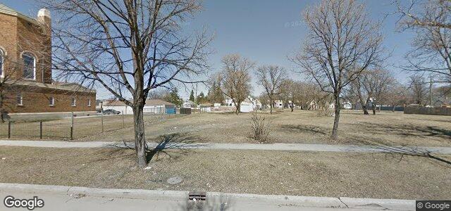 Larawan ng 569 Stella Avenue sa Winnipeg, Manitoba