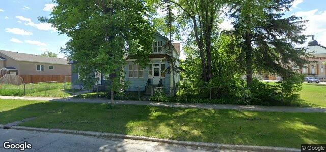 Larawan ng 572 Flora Avenue sa Winnipeg, Manitoba