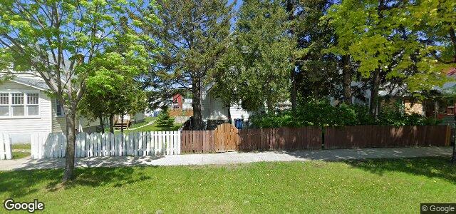 Larawan ng 575 Flora Avenue sa Winnipeg, Manitoba