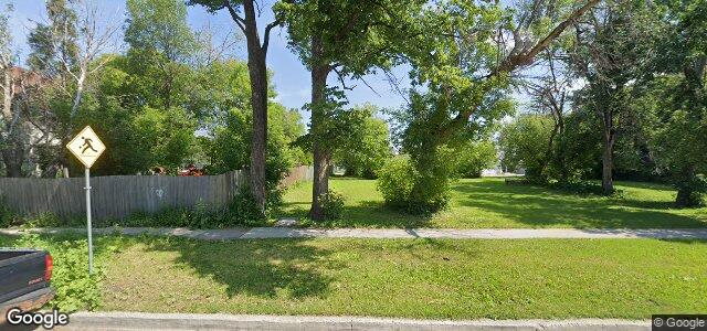 Larawan ng 633 Stella Avenue sa Winnipeg, Manitoba