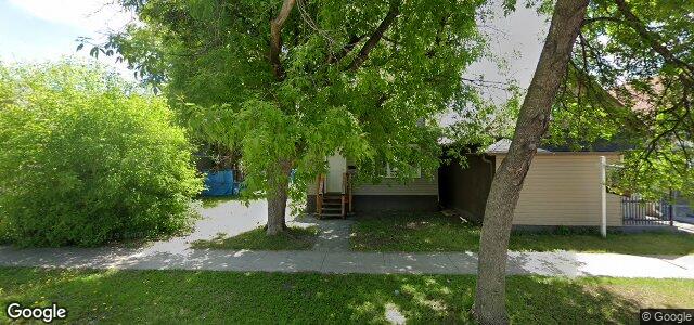 Larawan ng 686 Flora Avenue sa Winnipeg, Manitoba