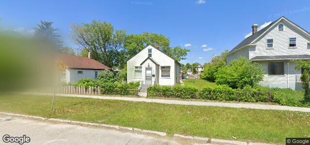Larawan ng 701 Flora Avenue sa Winnipeg, Manitoba