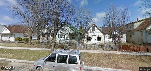 Larawan ng 717 Stella Avenue sa Winnipeg, Manitoba