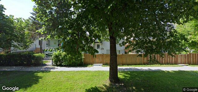 Photo of 718 Stella Avenue in Winnipeg, Manitoba