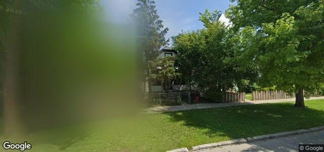 Larawan ng 719 Flora Avenue sa Winnipeg, Manitoba