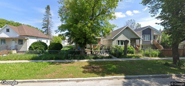 Larawan ng 719 Stella Avenue sa Winnipeg, Manitoba