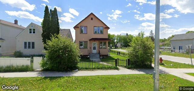 Photo of 730 Flora Avenue in Winnipeg, Manitoba