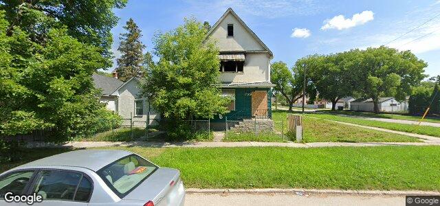 Larawan ng 739 Stella Avenue sa Winnipeg, Manitoba