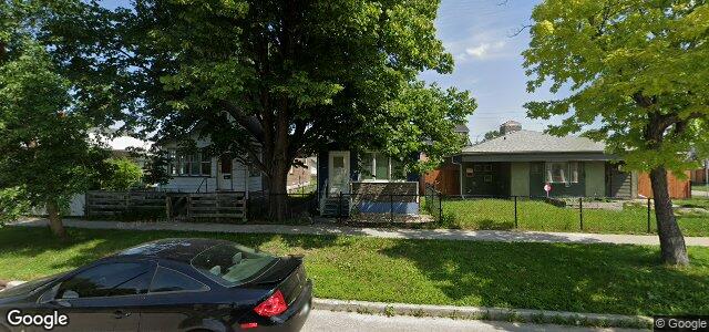 Larawan ng 741 Flora Avenue sa Winnipeg, Manitoba