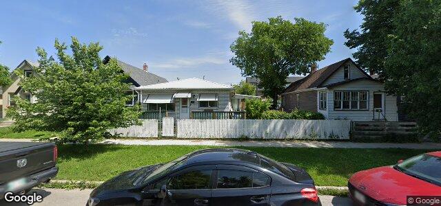 Larawan ng 749 Flora Avenue sa Winnipeg, Manitoba