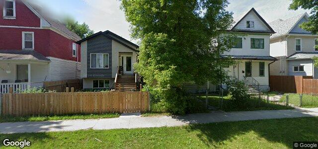 Larawan ng 752 Stella Avenue sa Winnipeg, Manitoba