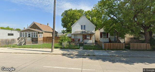 Photo of 753 Dufferin Avenue in Winnipeg, Manitoba