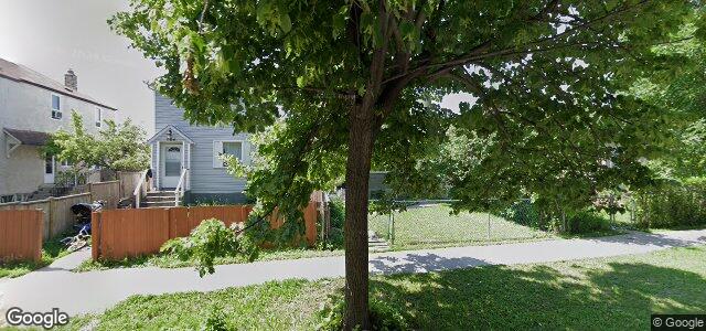 Larawan ng 786 Stella Avenue sa Winnipeg, Manitoba