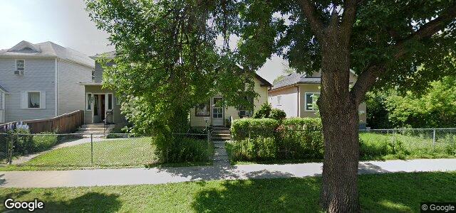 Photo of 788 Stella Avenue in Winnipeg, Manitoba