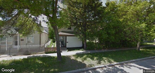 Larawan ng 806 Stella Avenue sa Winnipeg, Manitoba