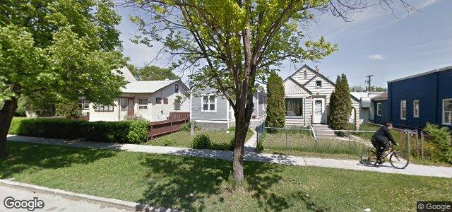 Larawan ng 815 Stella Avenue sa Winnipeg, Manitoba